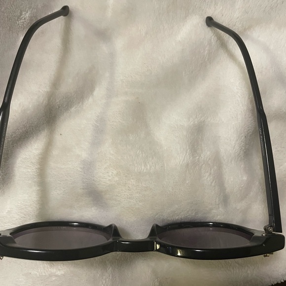 Black Sunglasses - Picture 3 of 4